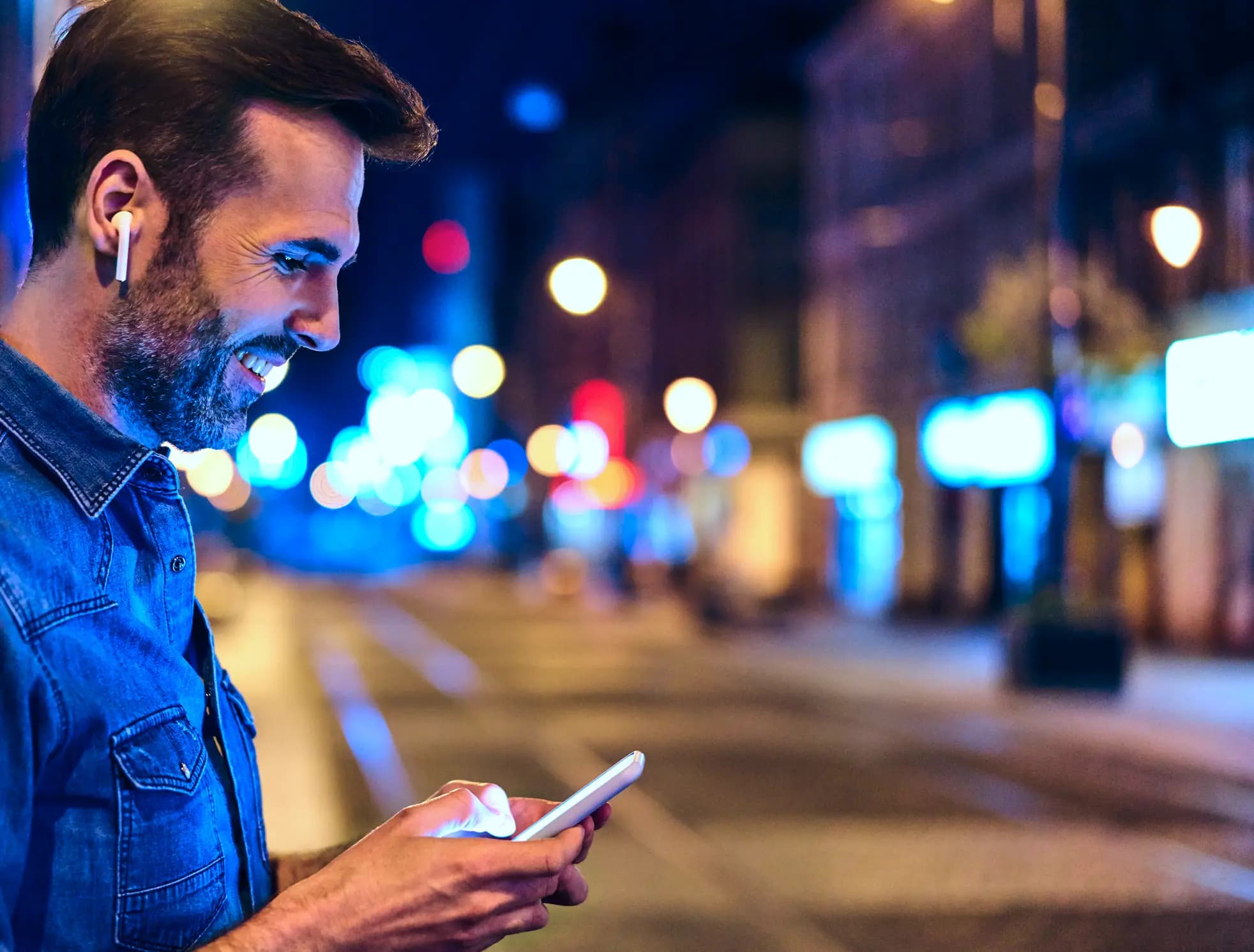 Tým SentiSnap při práci na projektu